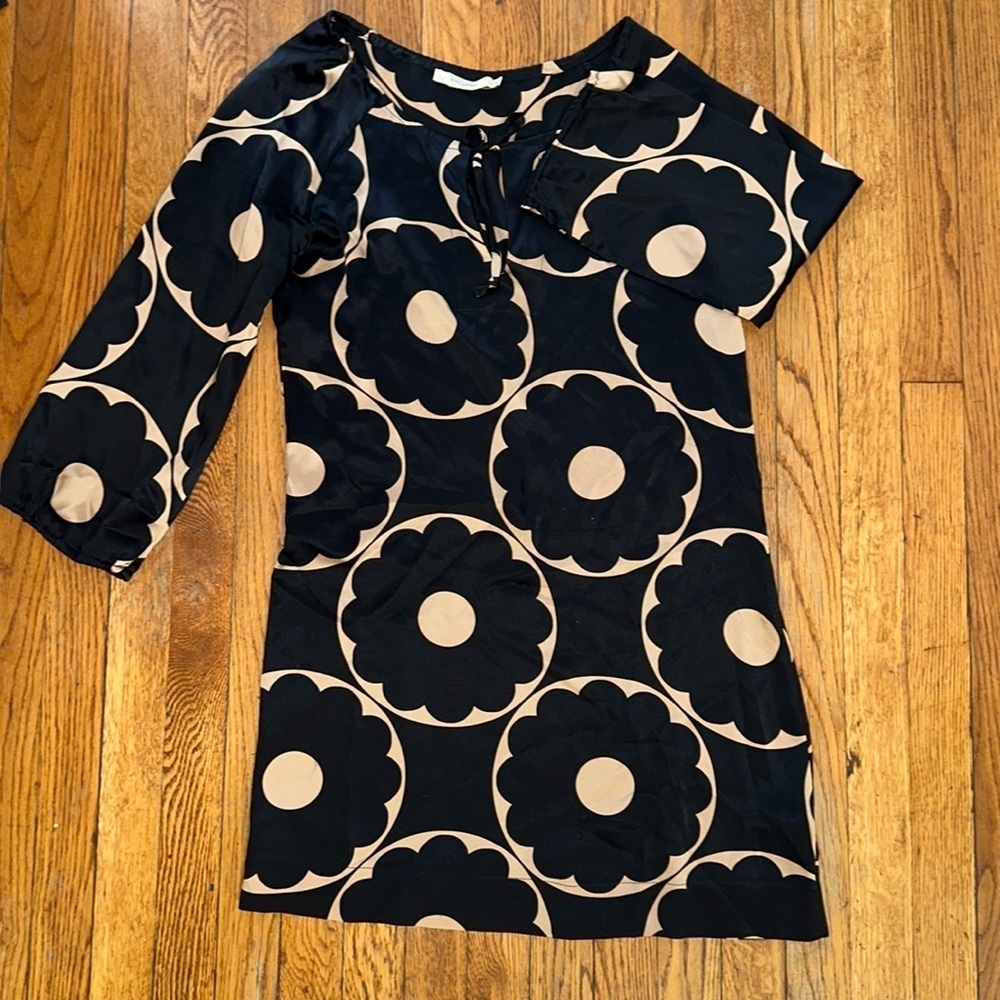 Nili Lotan 100% silk floral mini long sleeve dress swim coverup black cream